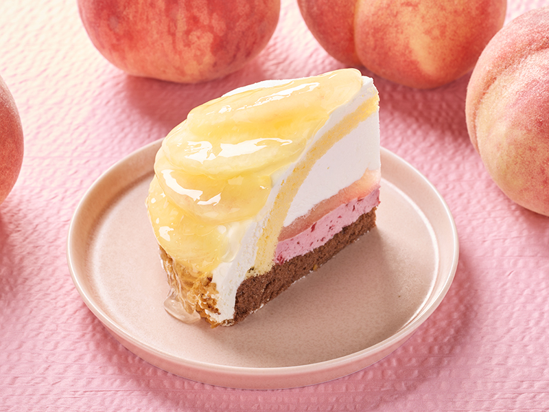 山梨県産完熟桃のフルーツボンブケーキ