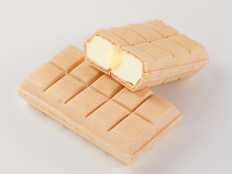 八ヶ岳南牧村契約牧場しぼりたて牛乳モナカ